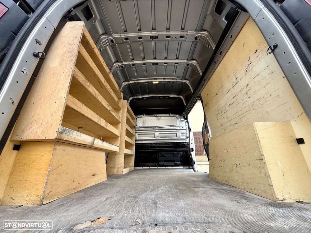 Renault TRAFFIC L2H2 - 13