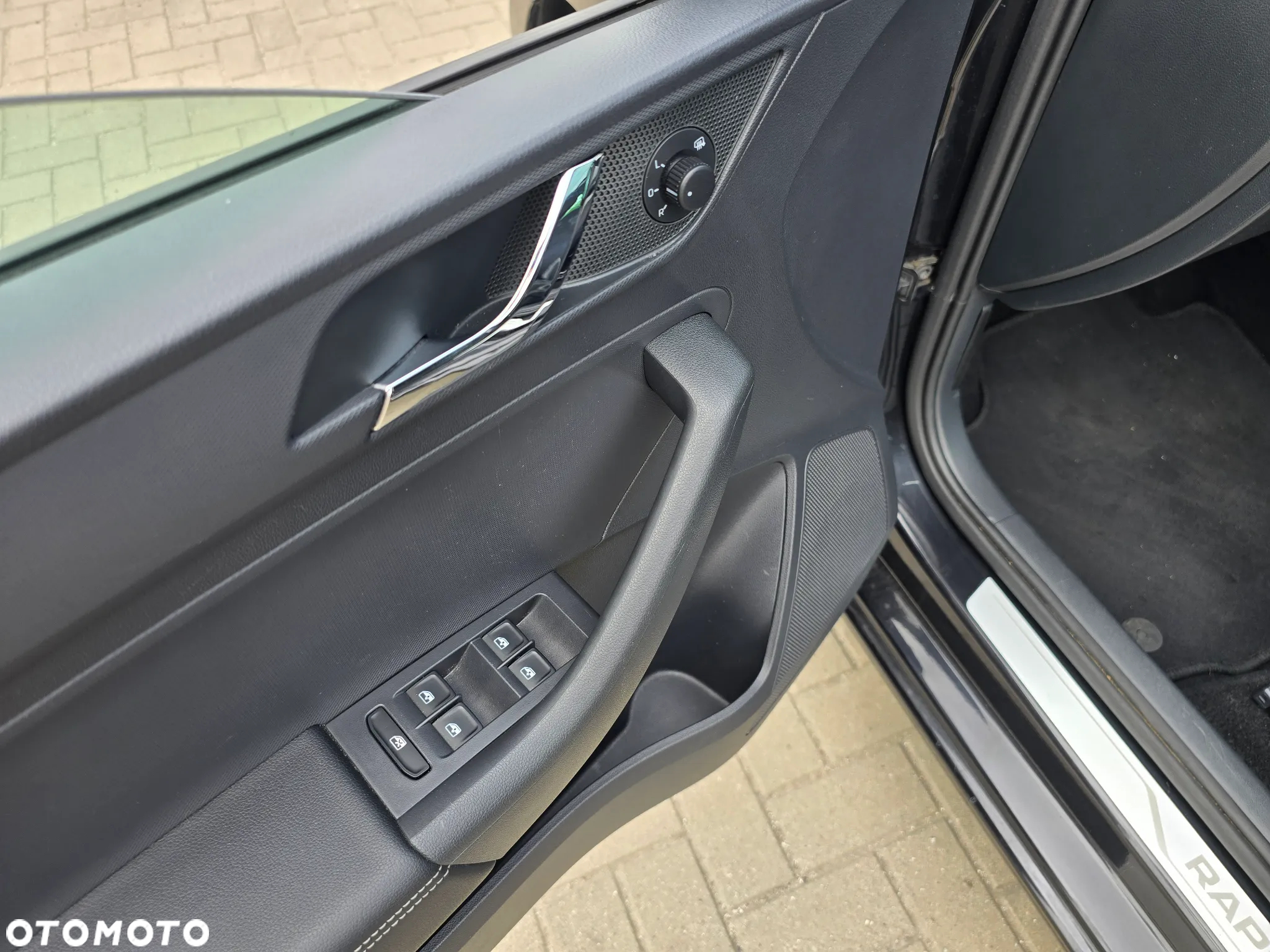 Skoda RAPID - 24