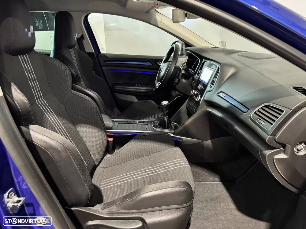 Renault Mégane Sport Tourer 1.5 dCi GT Line - 40