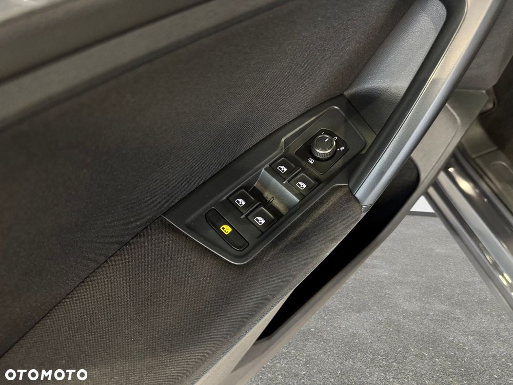 Volkswagen Tiguan - 16