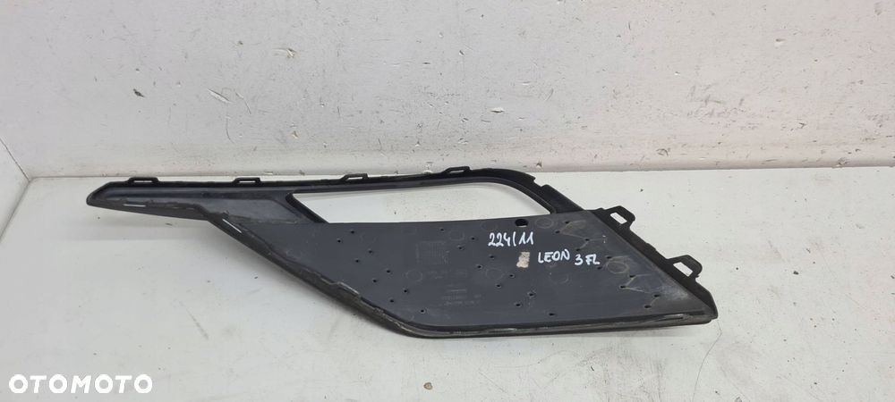 seat leon iii lift 16- kratka zderzaka prawa - 2