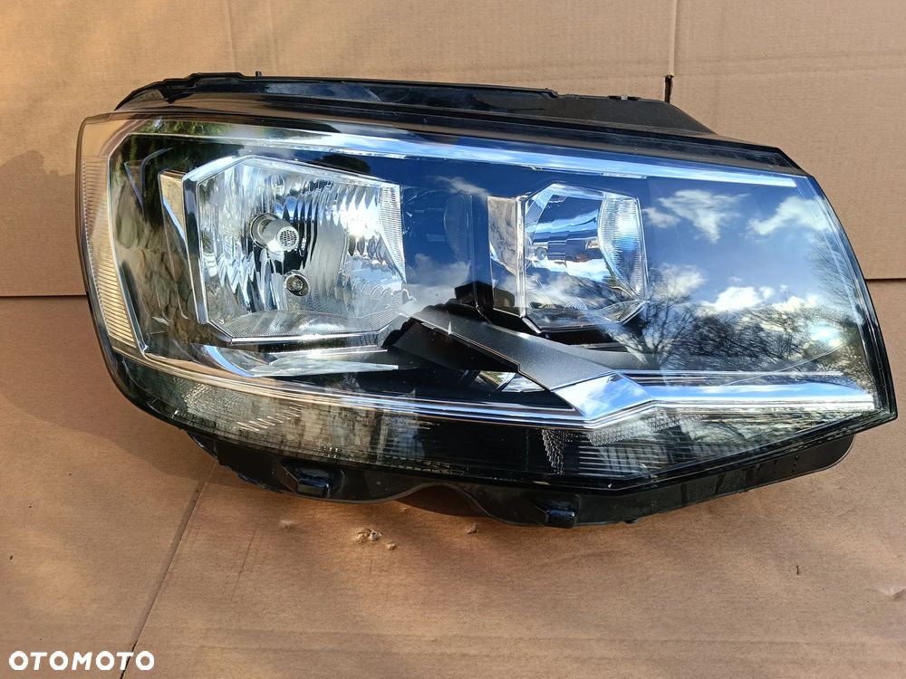 Lampa przednia prawa VW T6 oryg 7E1941006A