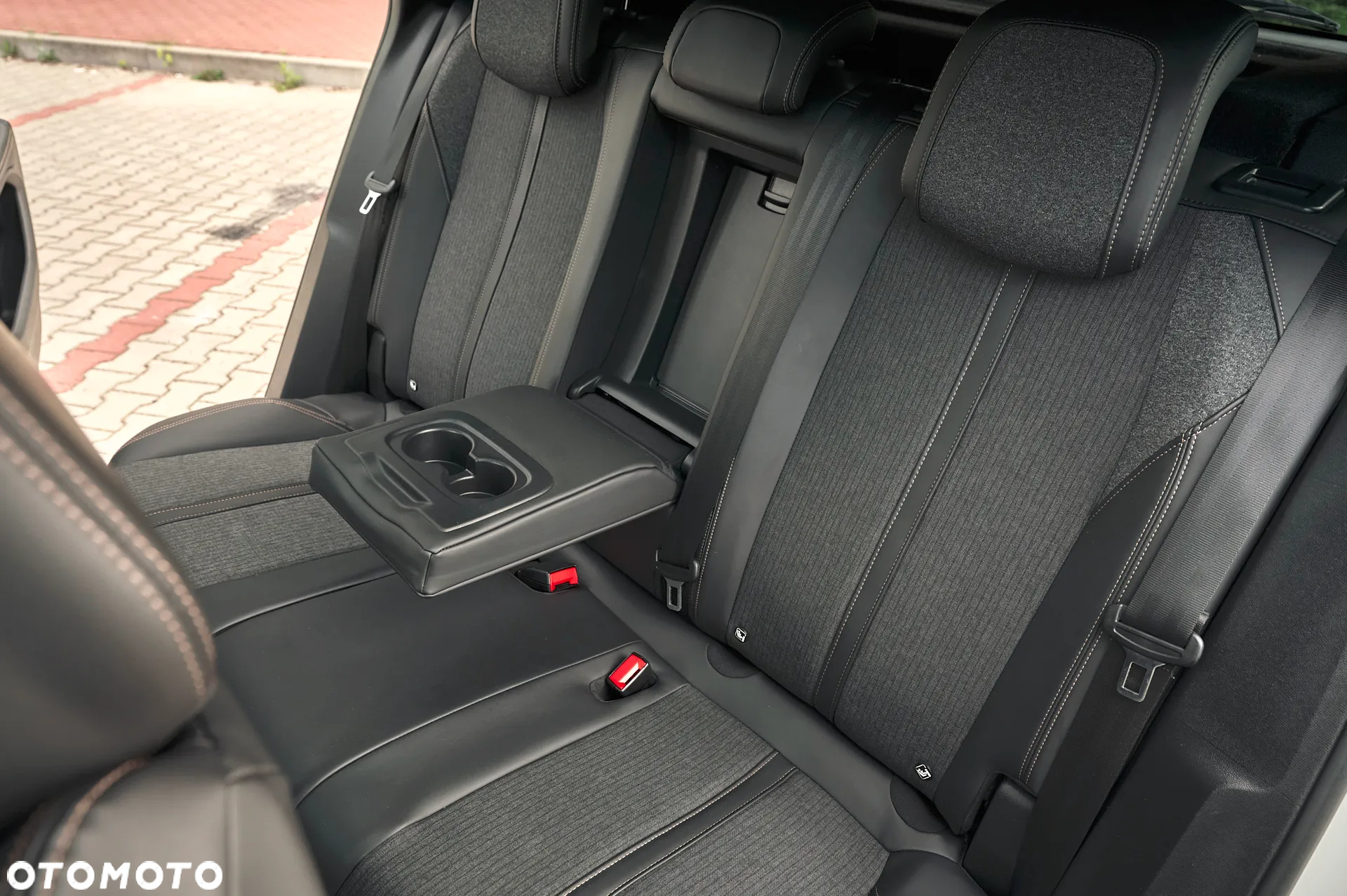 Peugeot 3008 BlueHDi 130 Stop & Start Allure - 23