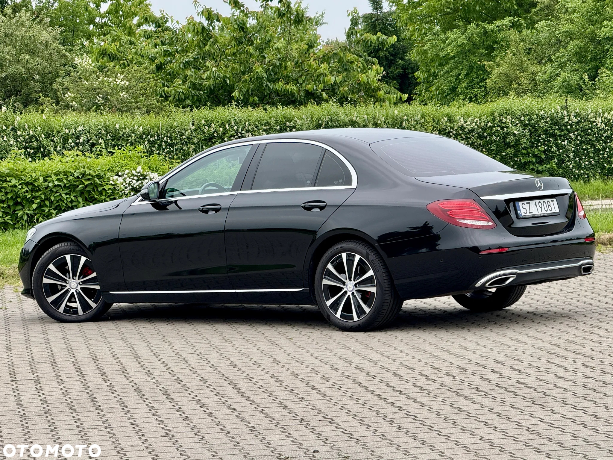 Mercedes-Benz Klasa E 220 d Business Edition 9G-TRONIC - 5