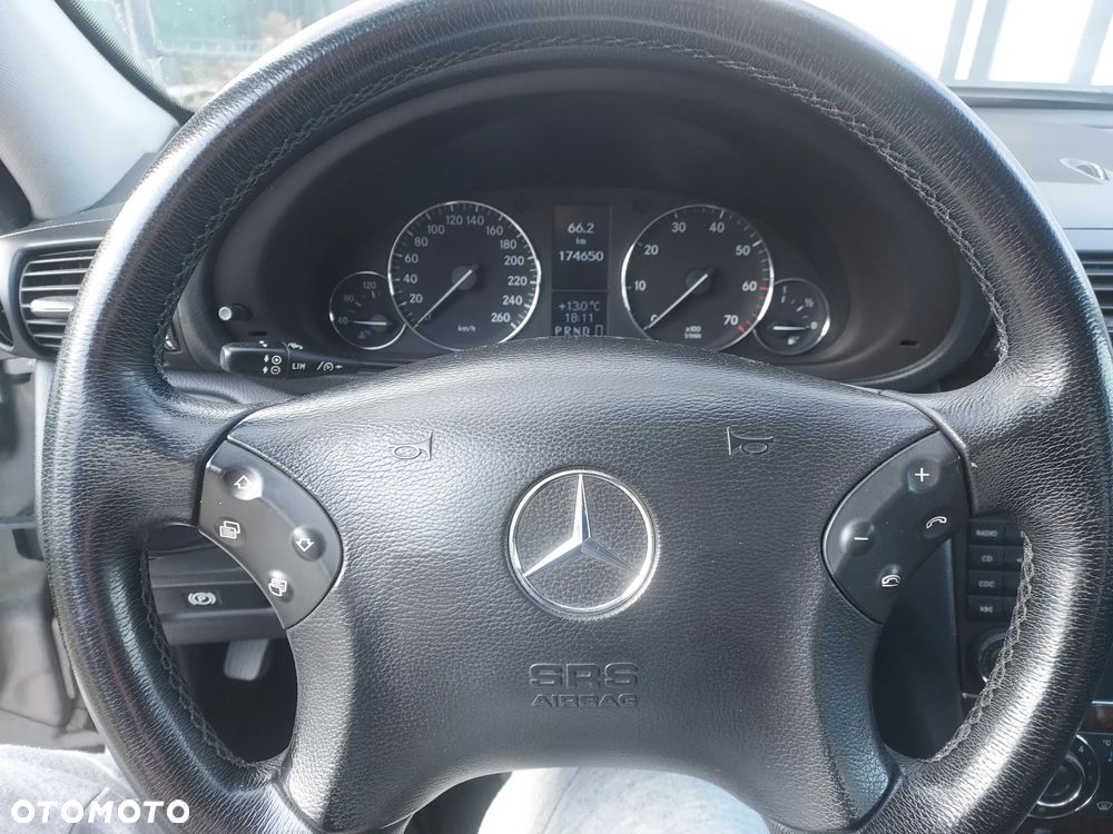 Mercedes-Benz Klasa C 180 Kompressor Automatik Classic - 7