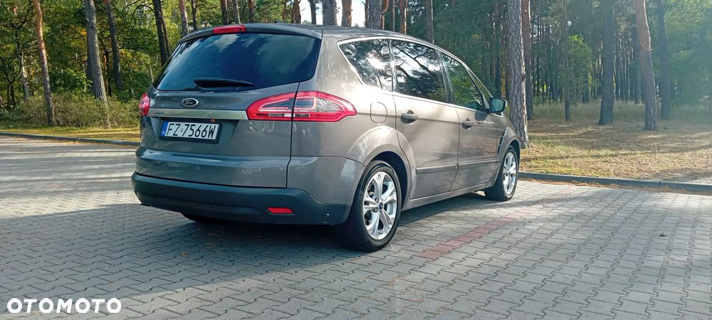 Ford S-Max - 7
