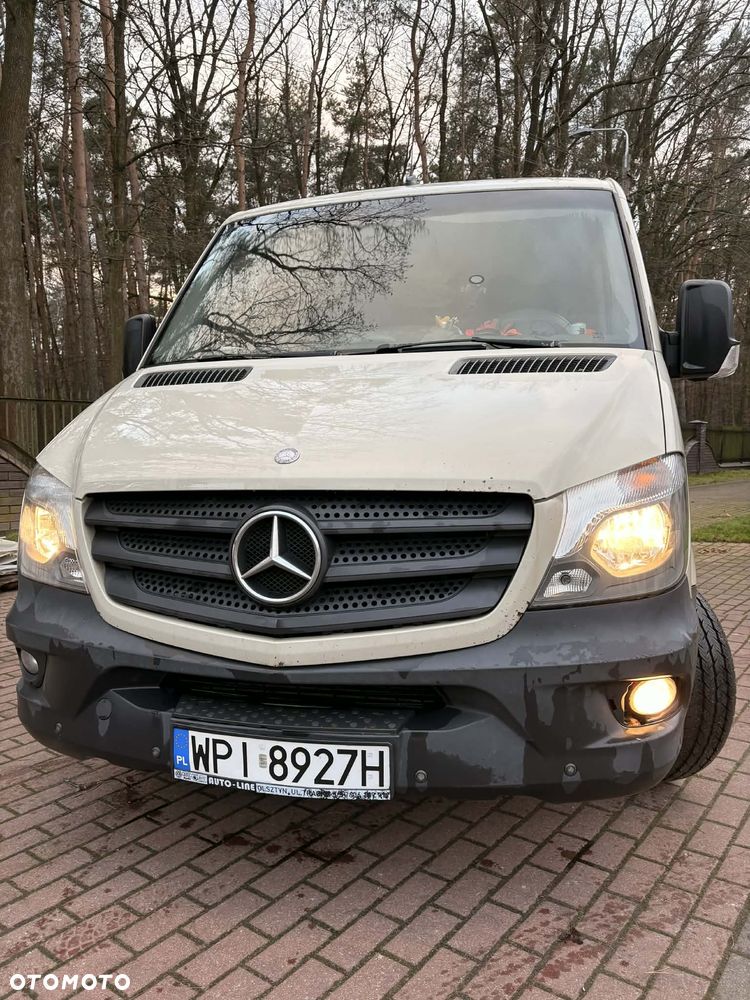 Mercedes-Benz Sprinter - 1