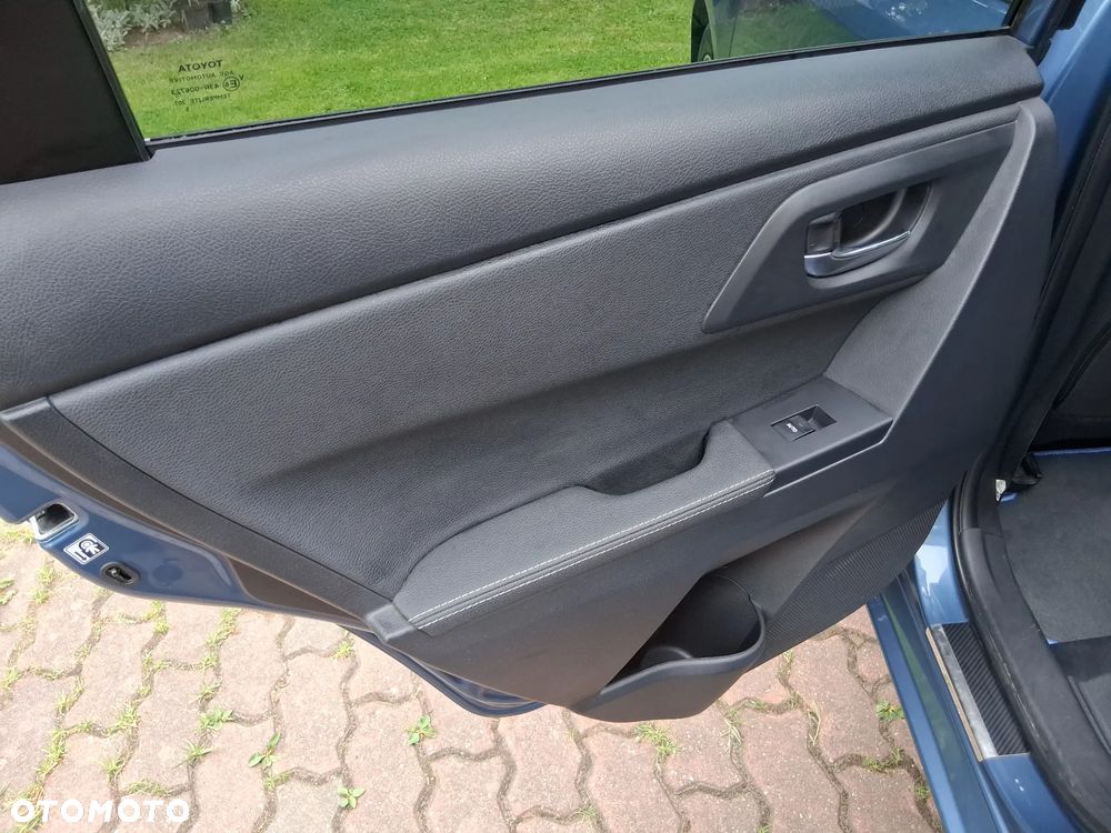 Toyota Auris 1.8 HSD Prestige NAVI - 22