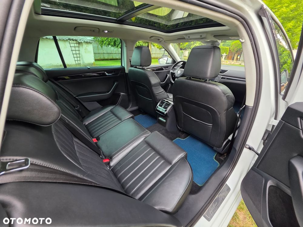 Skoda Superb 2.0 TSI 4x4 L&K DSG - 17