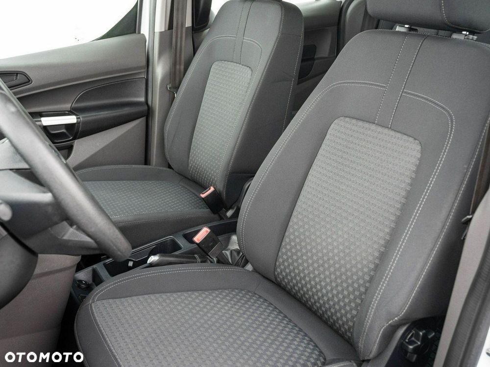 Ford Transit Connect - 12