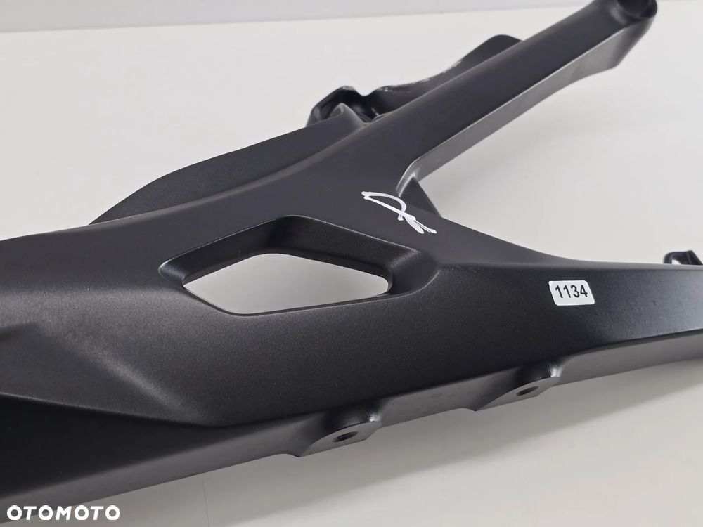 STELAZ TYL ZADUPEK RAMA SUBRAME   HONDA CB 1000R  SC80 - 11