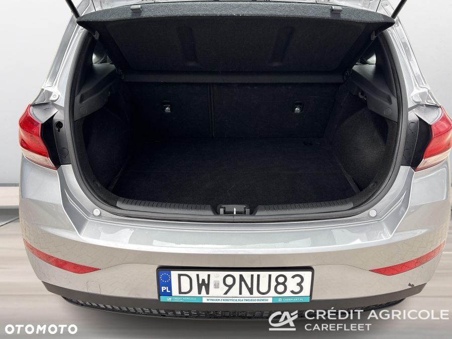 Hyundai i30 1.5 DPI Classic + - 15