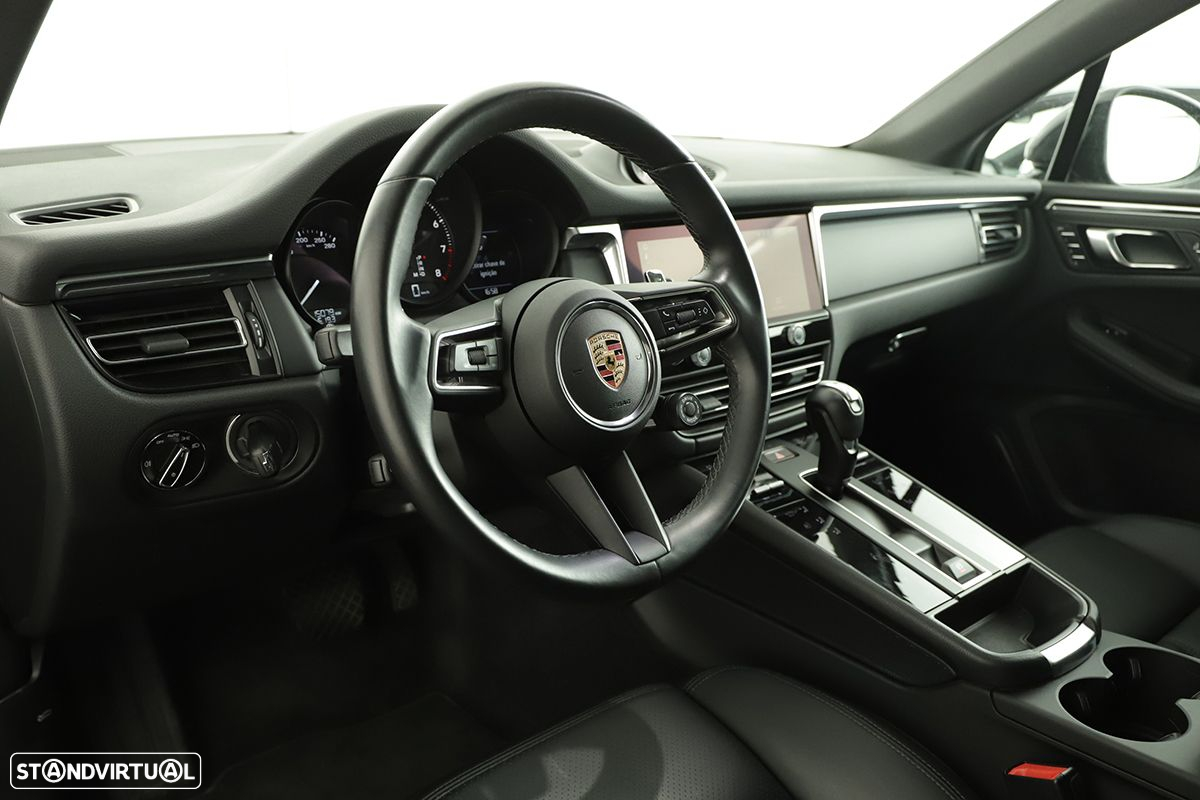 Porsche Macan - 11