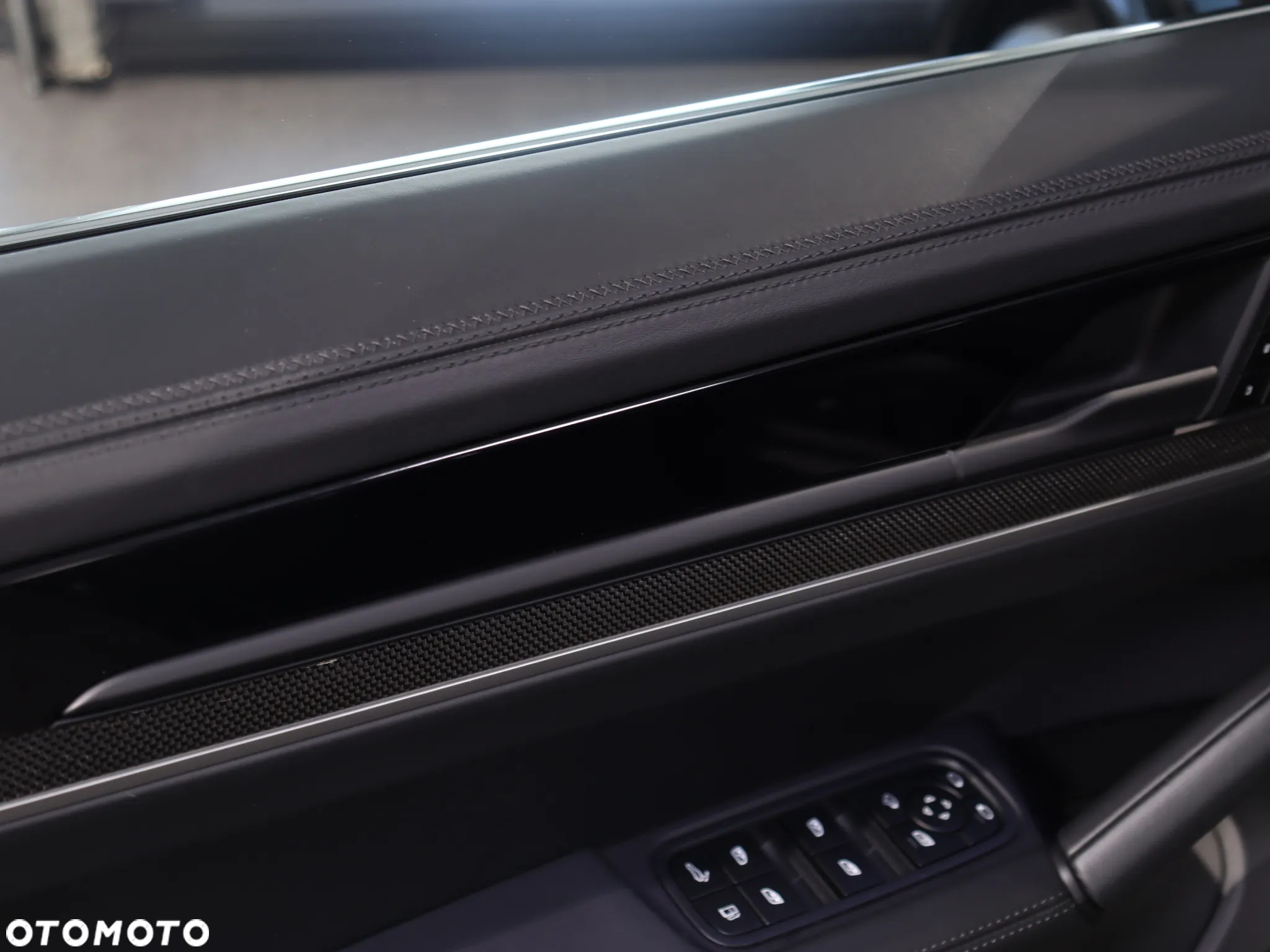 Porsche Cayenne S E-Hybrid PHEV - 25