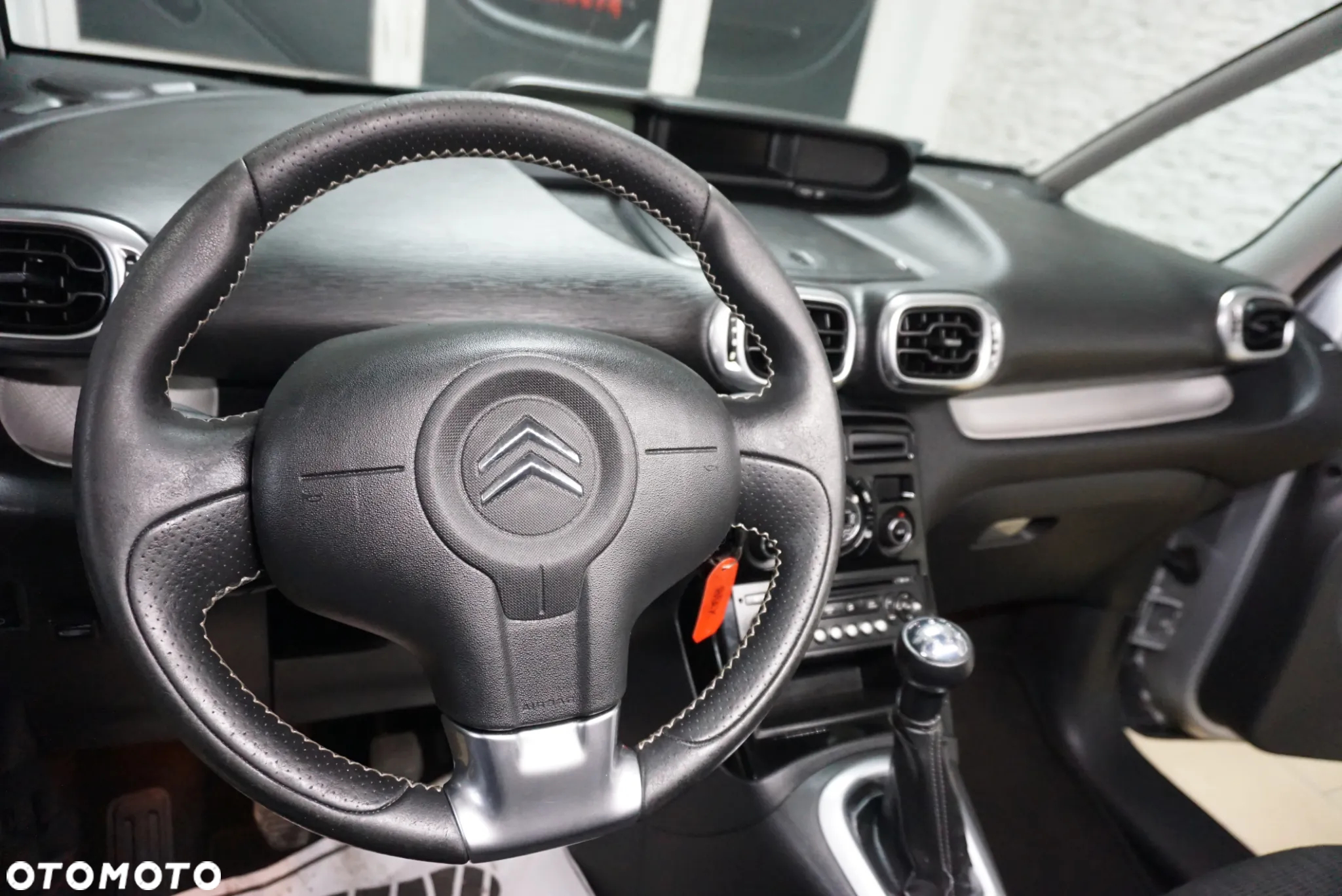 Citroën C3 Picasso 1.4i Exclusive - 17