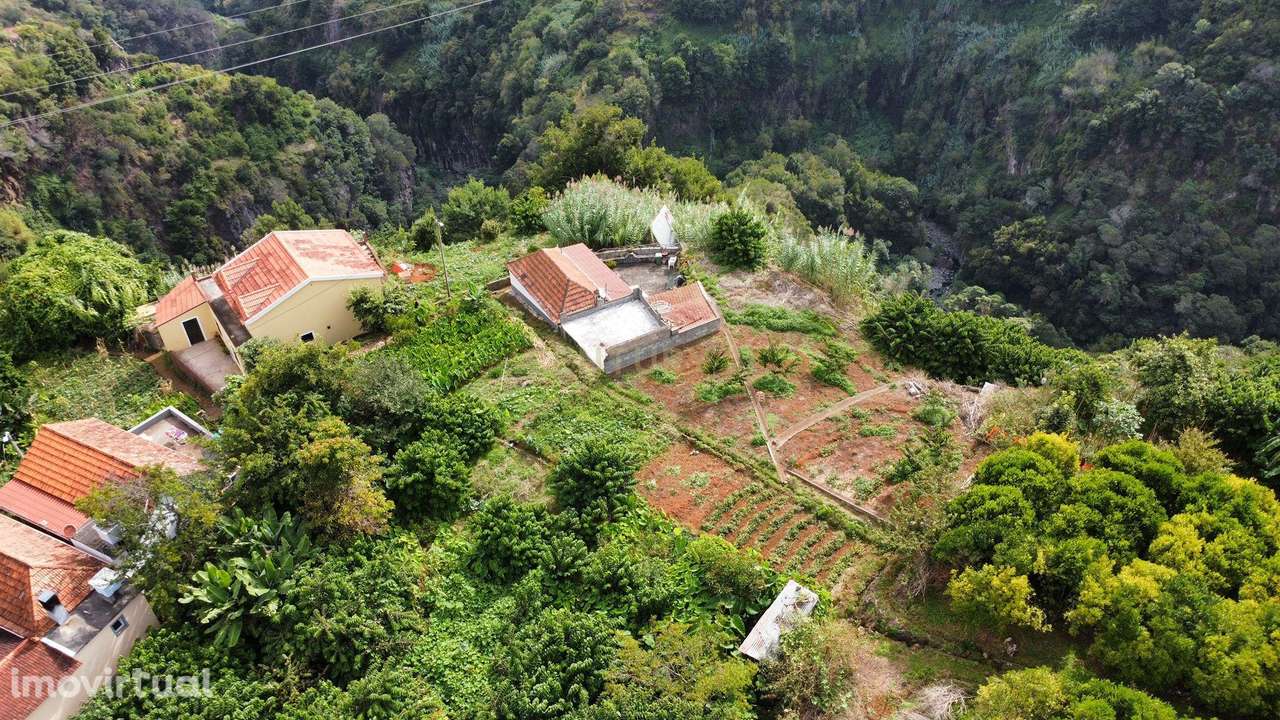 Moradia Tradicional T2 - São Roque do Faial - Grande imagem: 2/19