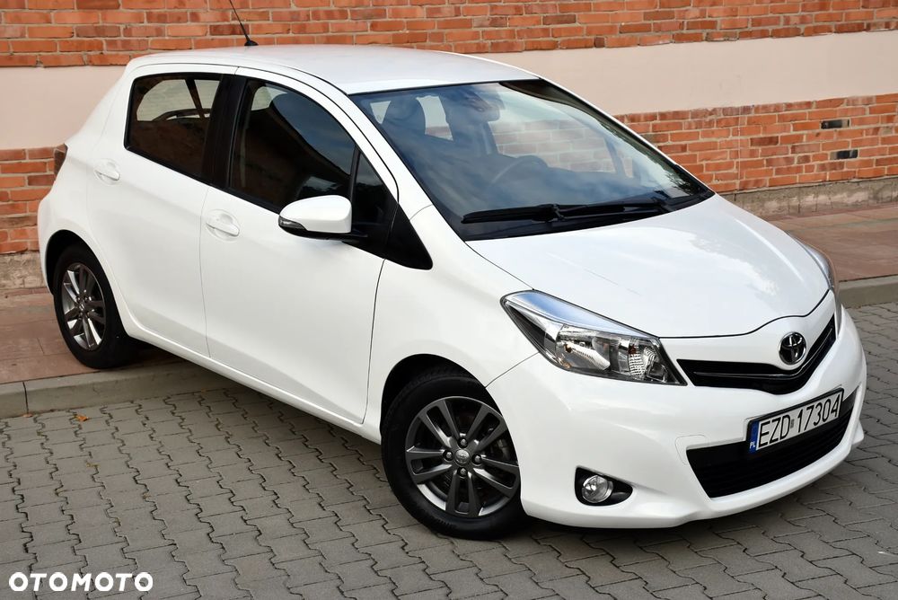 Toyota Yaris 1.4 D-4D Sol EU5 - 13