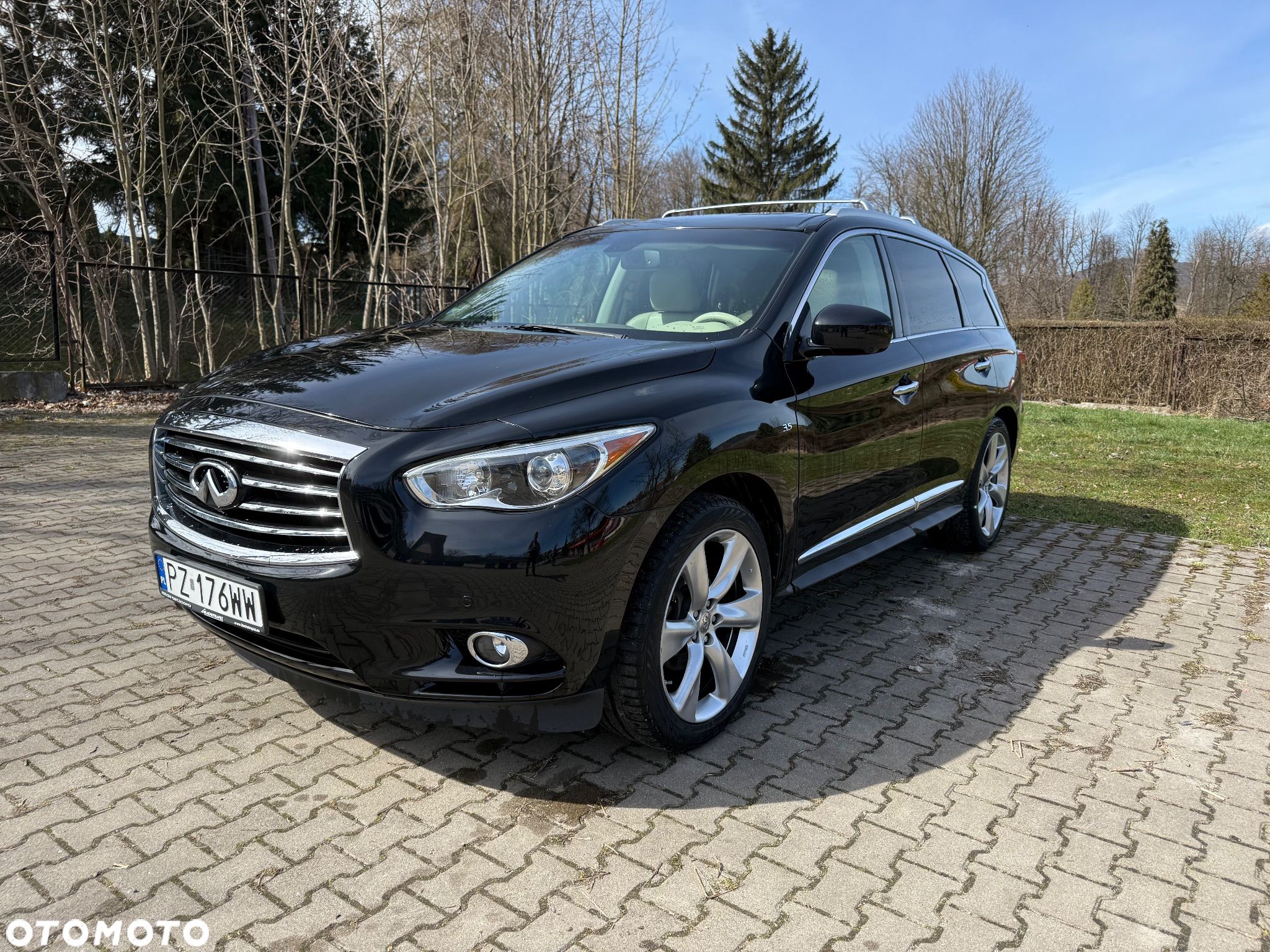 Infiniti QX60 - 1