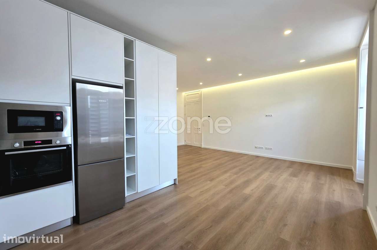Apartamento T1 novo, para arrendamento - Ponta Delgada - Grande imagem: 5/13
