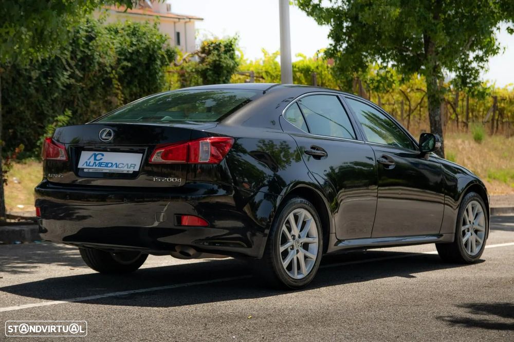 Lexus IS 200 d P.Executive 6G - 13