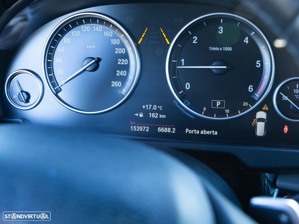 BMW X5 25 d sDrive Comfort 7L - 23