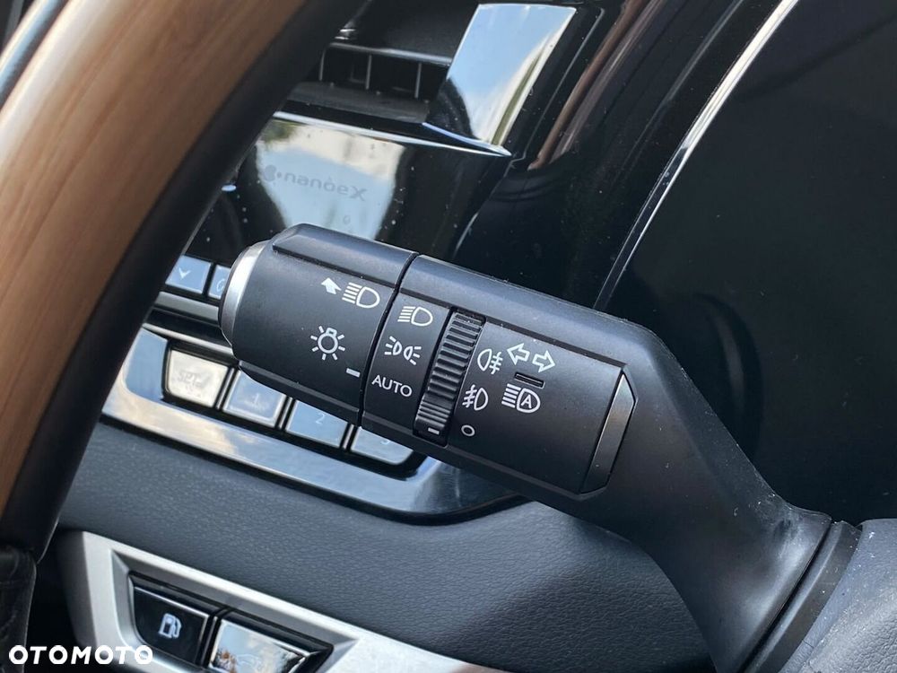 Lexus RX 450h+ Omotenashi - 30