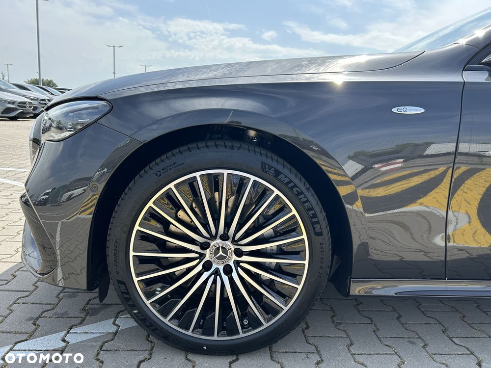 Mercedes-Benz Klasa E 300 PHEV 4-Matic AMG 9G-Tronic - 13