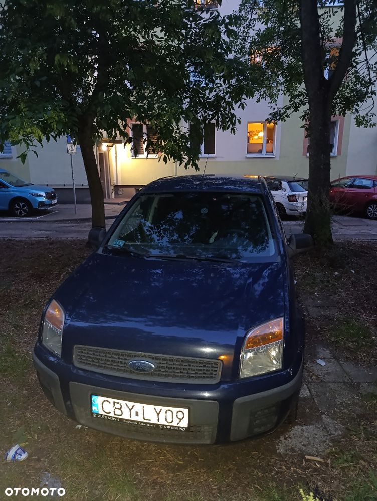 Ford Fusion - 1
