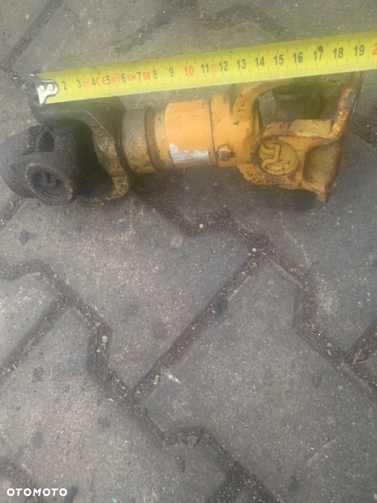 Wał napędzający pompę hydrauliczną JCB 3CX - 1