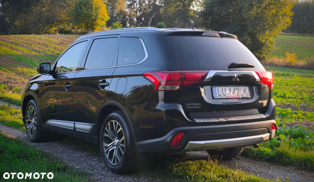 Mitsubishi Outlander 2.0 Intense + 4WD CVT - 6