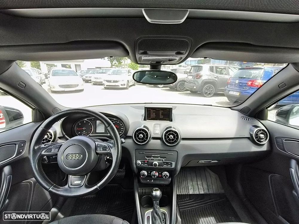 Audi A1 1.6 TDI S-line S-Tronic - 4