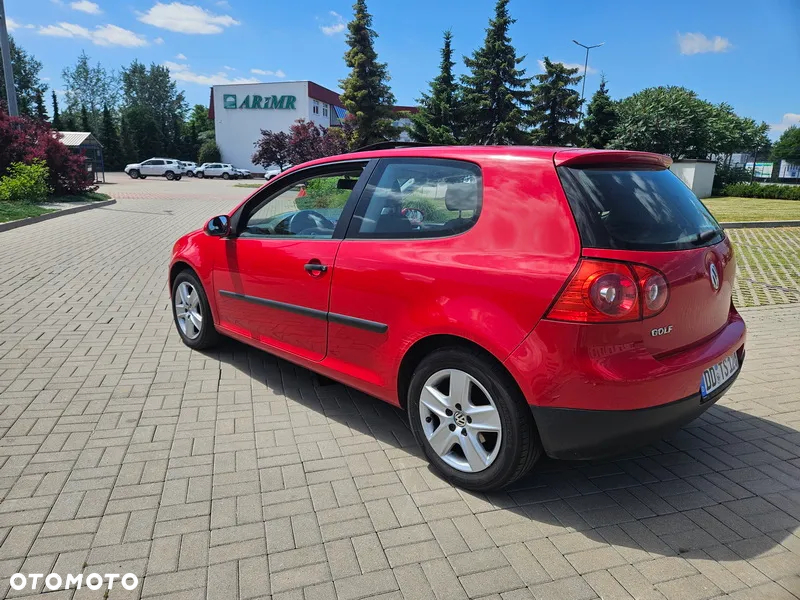 Volkswagen Golf V 1.6 Trendline - 4