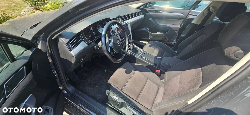 Volkswagen Passat 1.5 TSI EVO Comfortline - 6