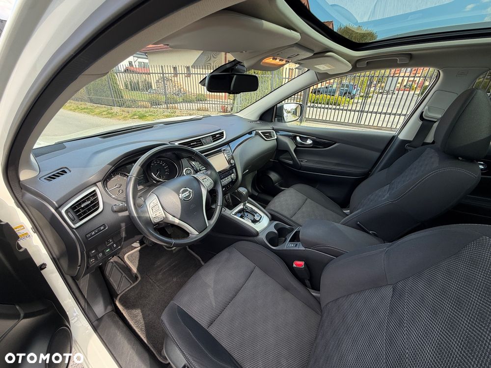 Nissan Qashqai 1.2 DIG-T Xtronic N-Connecta - 14