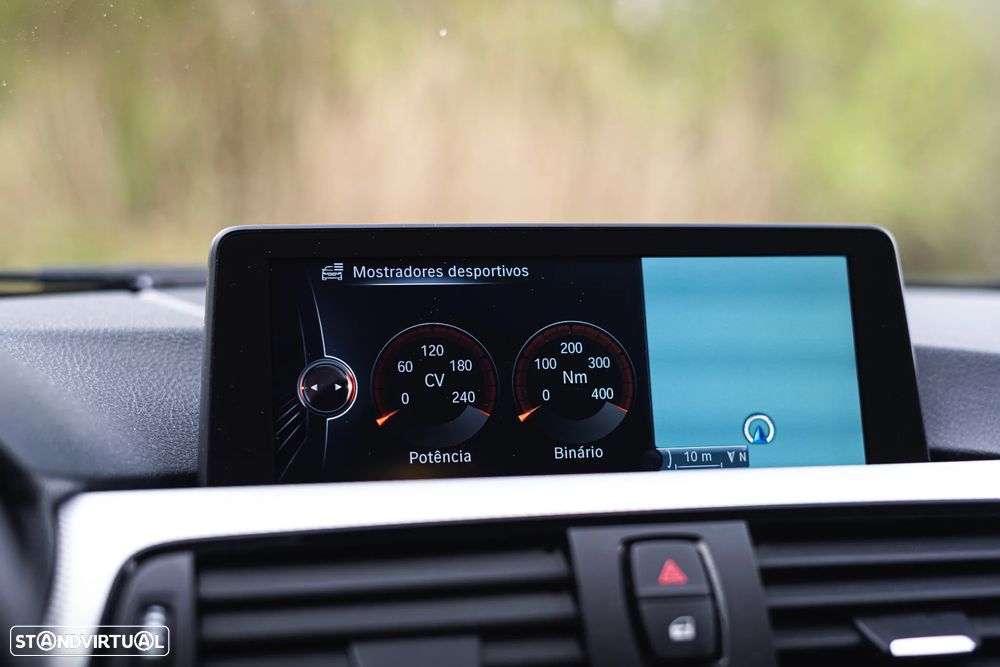 BMW 320 d Navigation Auto - 23