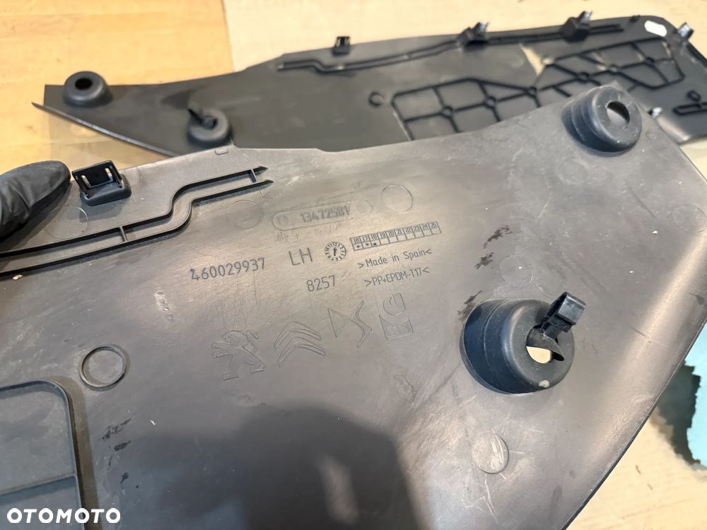 Osłona obudowa tunelu Citroen C3 Aircross komplet - prawa 13472582 lewas 13472581 OE - 2