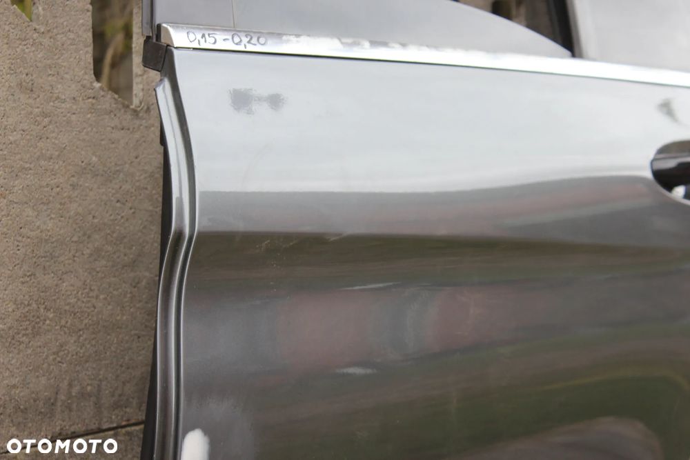 DRZWI TYLNE LEWE MERCEDES C KLASA W205 SEDAN 992 2018 - 9
