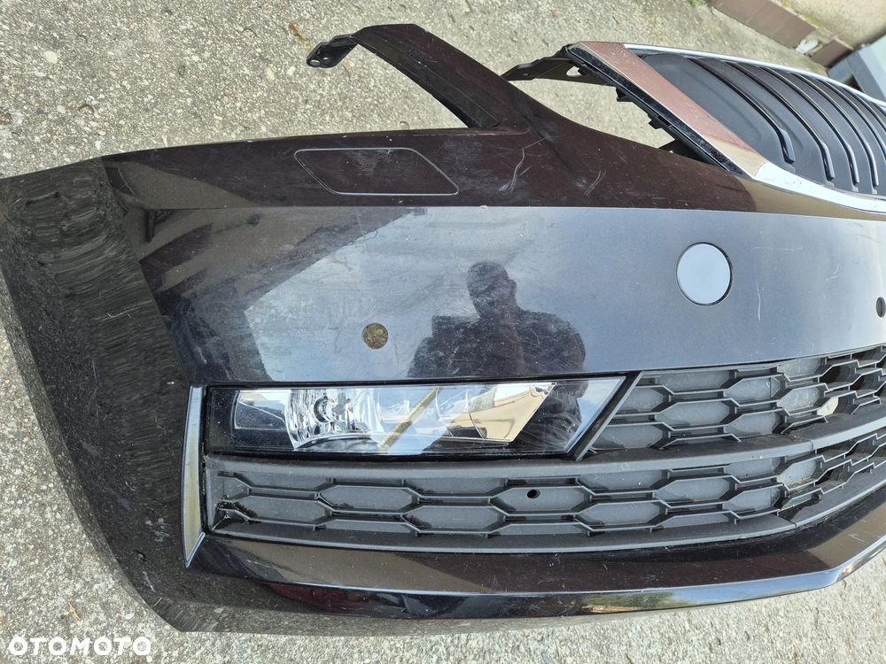 Skoda Octavia III 3 lifting 16- zderzak przedni grill kratka halogen 5E - 3