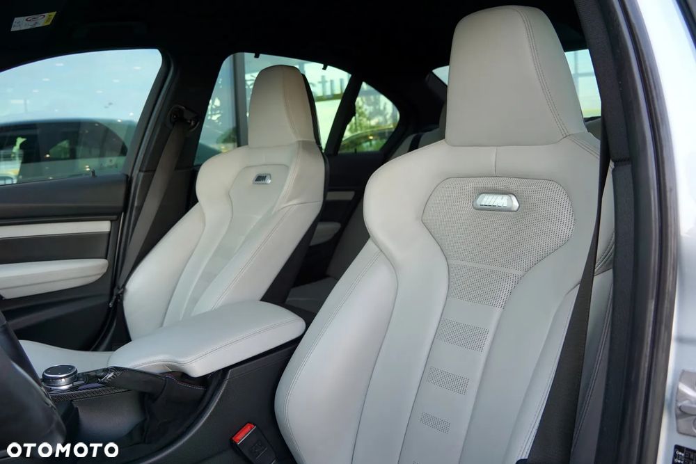BMW M3 DKG - 18