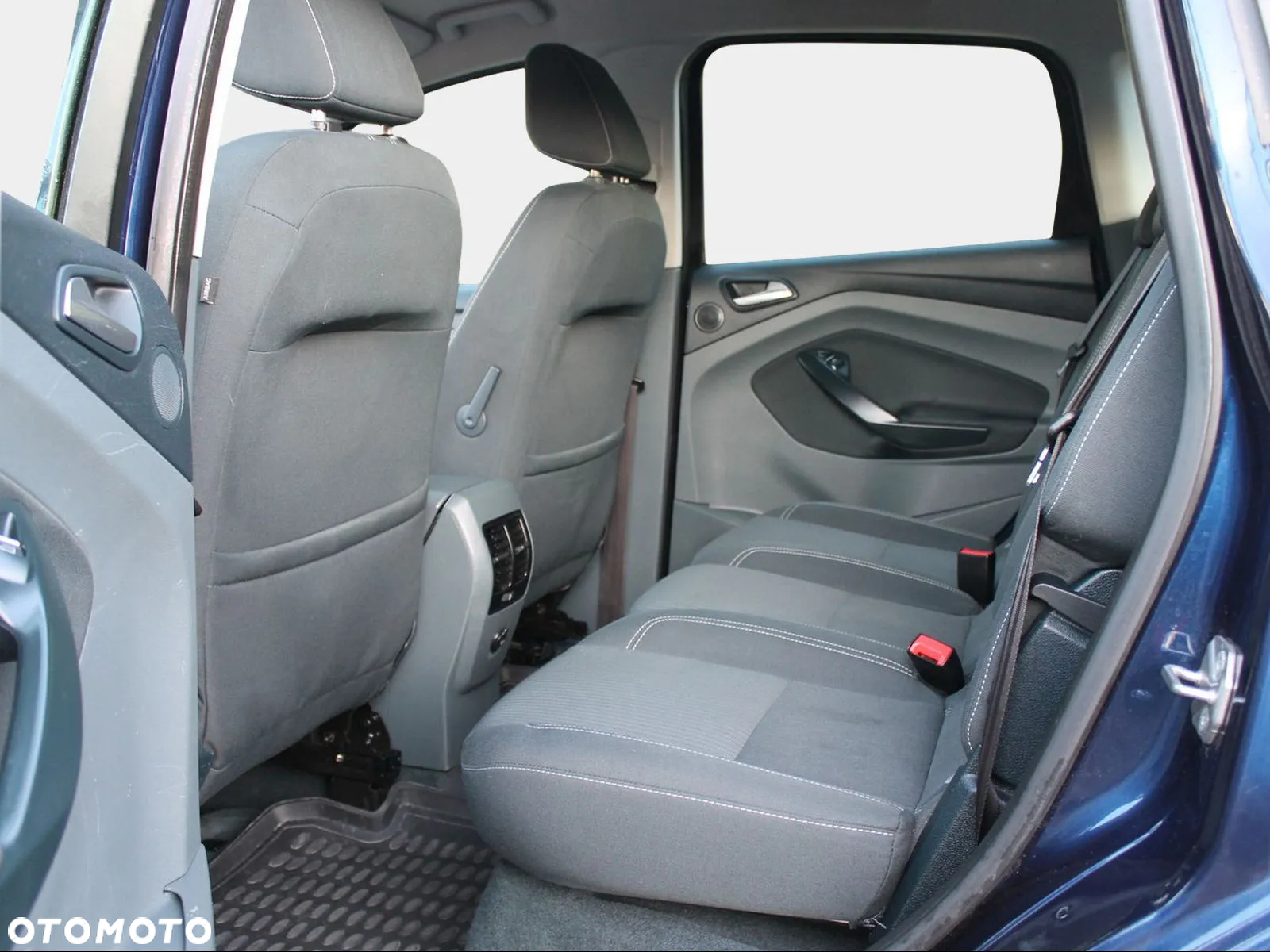 Ford C-MAX 1.6 EcoBoost Titanium - 8