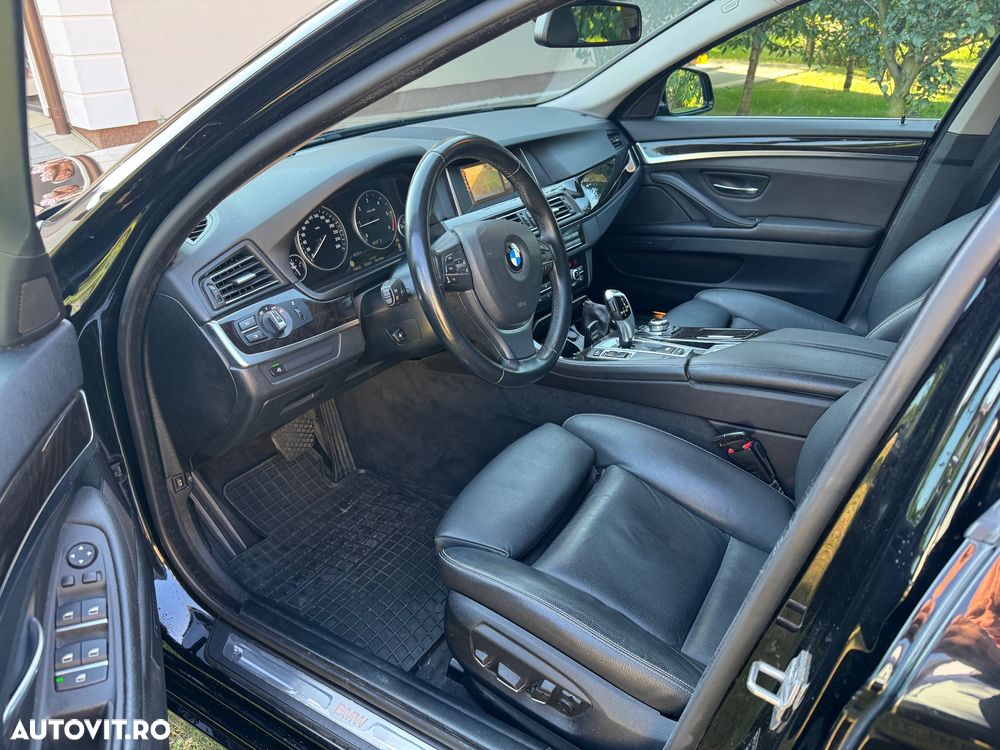 BMW Seria 5 525d Aut. Luxury Line - 8