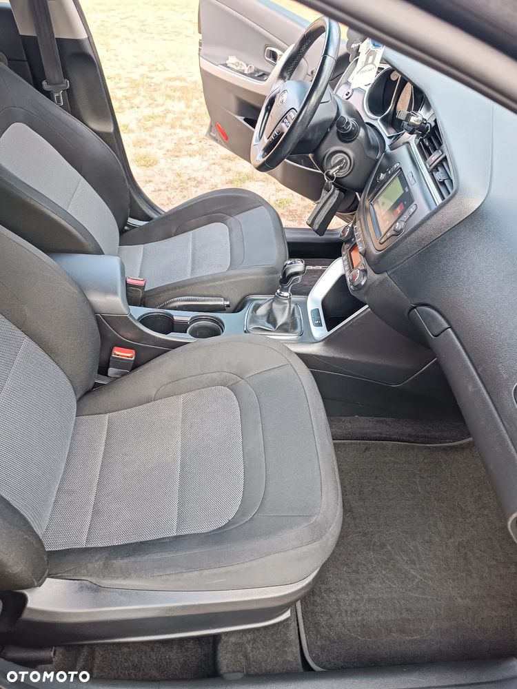 Kia Ceed 1.6 CRDi L - 13