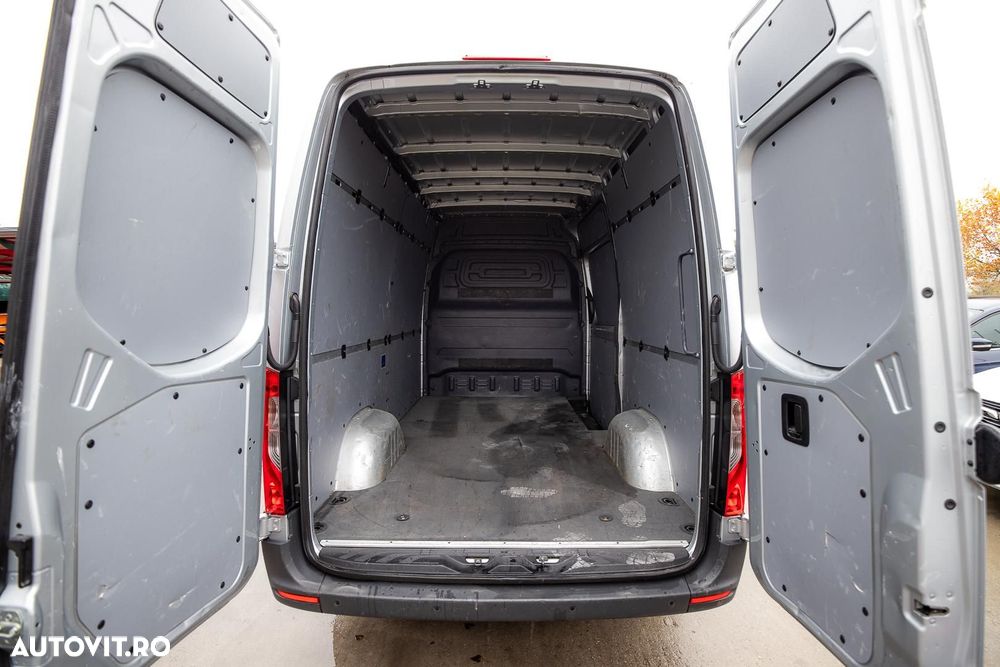 Mercedes-Benz sprinter - 5