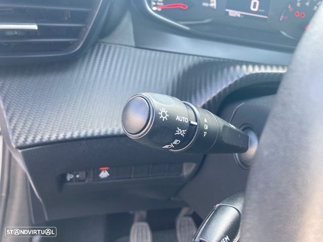 Peugeot 208 1.2 PureTech Allure - 16