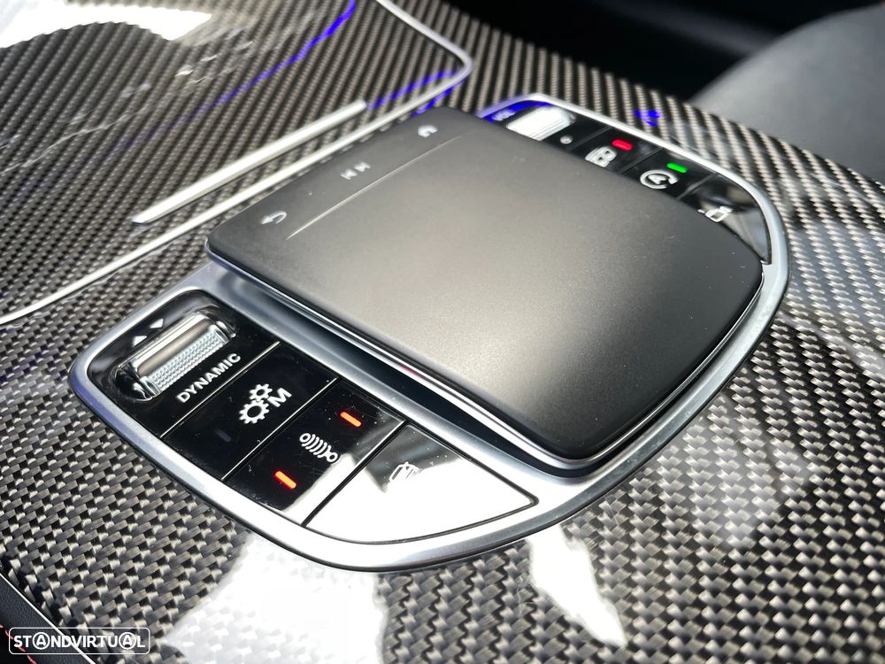 Mercedes-Benz E 53 AMG 4Matic+ - 37