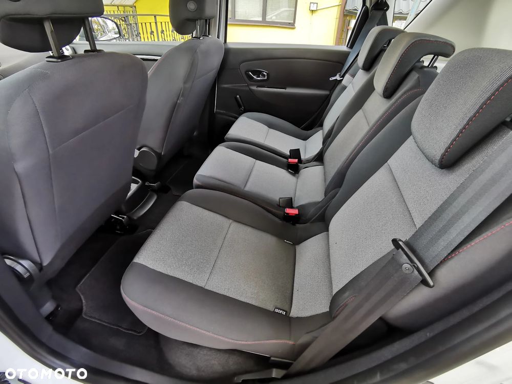 Renault Scenic - 9