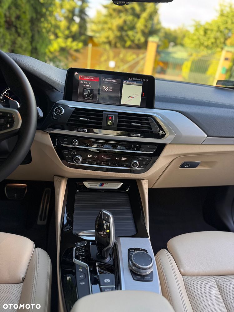 BMW X4 - 11
