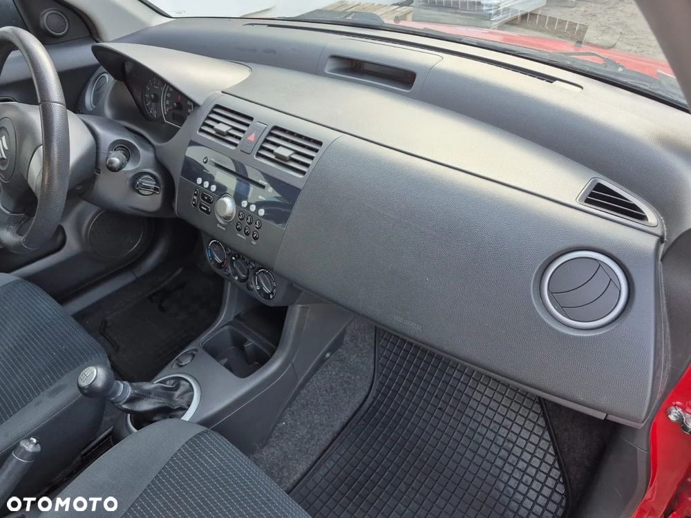 Suzuki Swift - 10