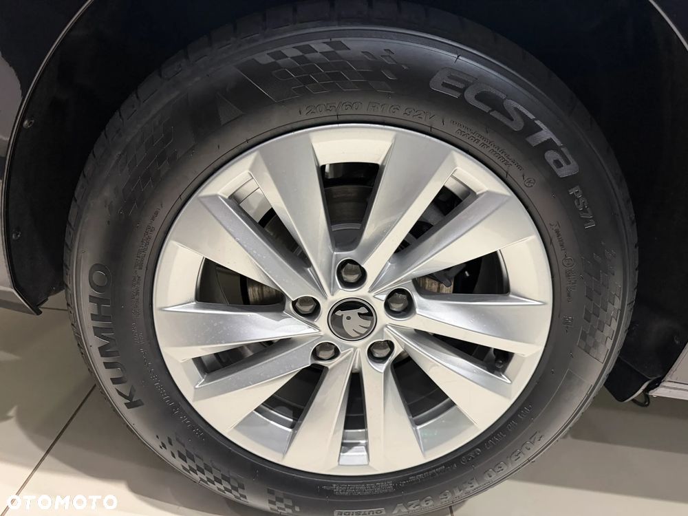 Skoda Octavia 1.5 TSI Edition 130 Essence - 6