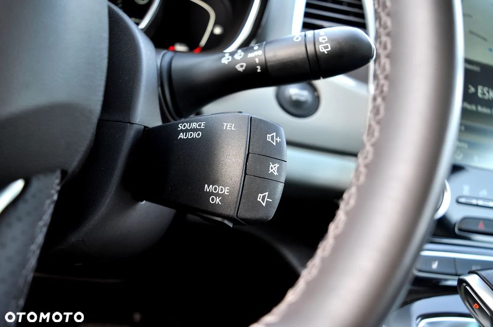 Renault Espace 1.6 dCi Energy Initiale Paris EDC 7os - 30